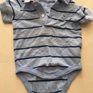 Tommy Hilfiger polo babyboys 6-9 months